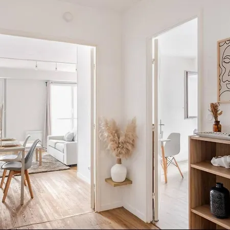 Bonaparte & Terrace Apartment *